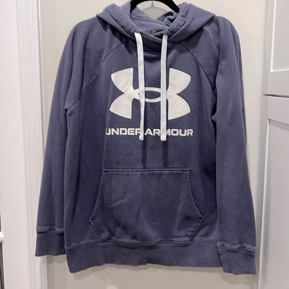 Under Armour Women’s Hoodie. Size large.
